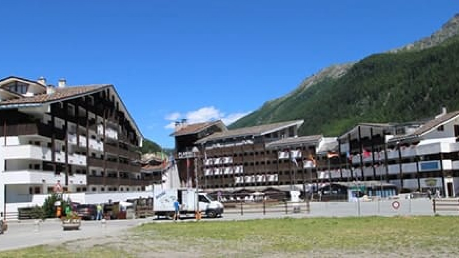 2024 estate valle d'aosta la thuile hotel residence IN32